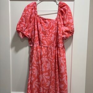 Women’s plus size dress